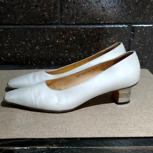 SALVATORE FERRAGAMO SILVER HEELS LEATHER SIZE 7 1/2 ARCHITECTURE ART DECO - Picture 8 of 15